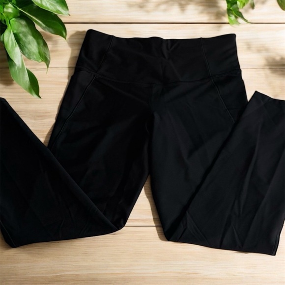 all in motion Pants - All in Motion Effortless Support High Rise 7/8 Black Leggings Women’s Size M NWT